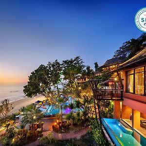Nirvana Beach Resort&Spa